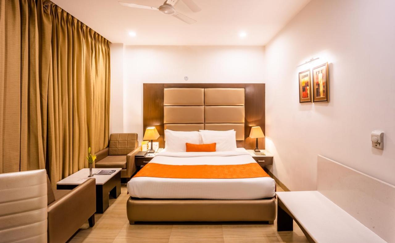 Hotel Shanti Palace Mahipalpur New Delhi Exteriör bild