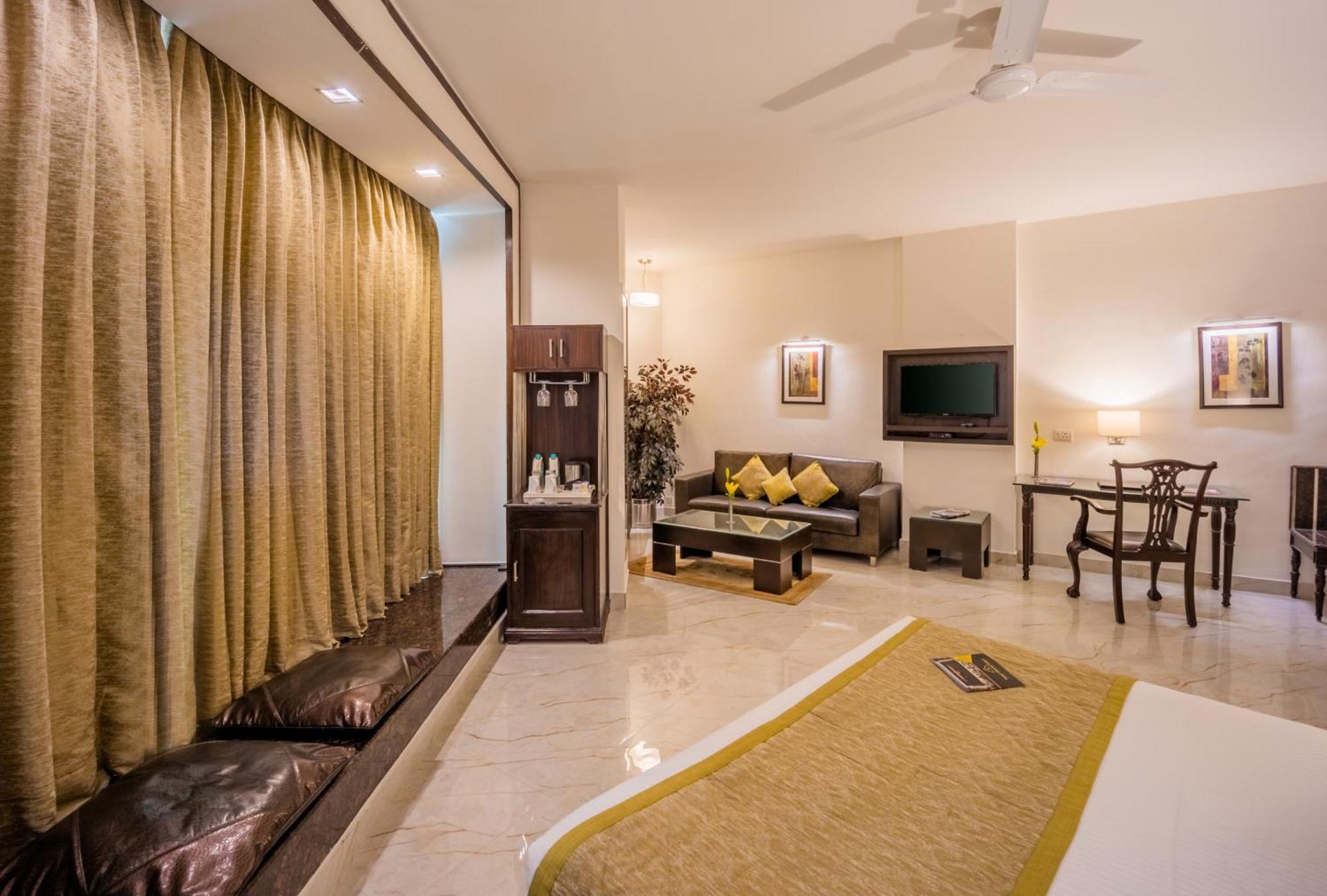 Hotel Shanti Palace Mahipalpur New Delhi Exteriör bild