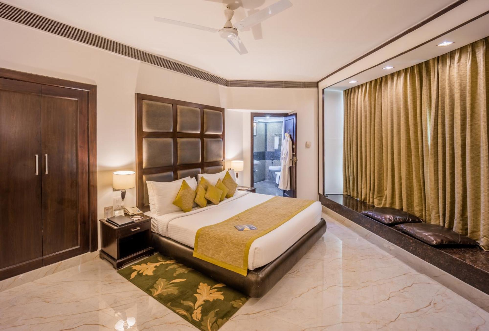 Hotel Shanti Palace Mahipalpur New Delhi Exteriör bild