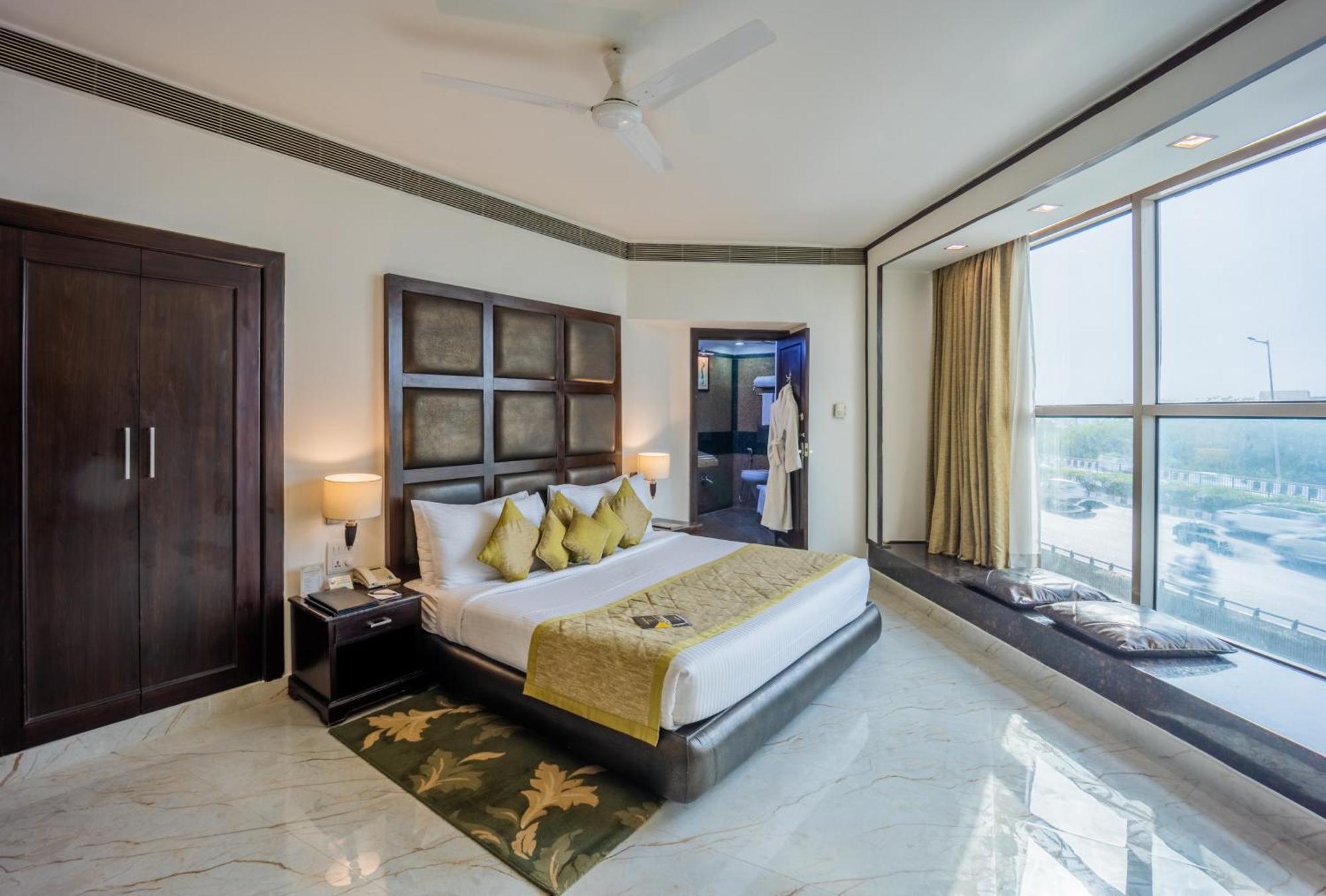 Hotel Shanti Palace Mahipalpur New Delhi Exteriör bild